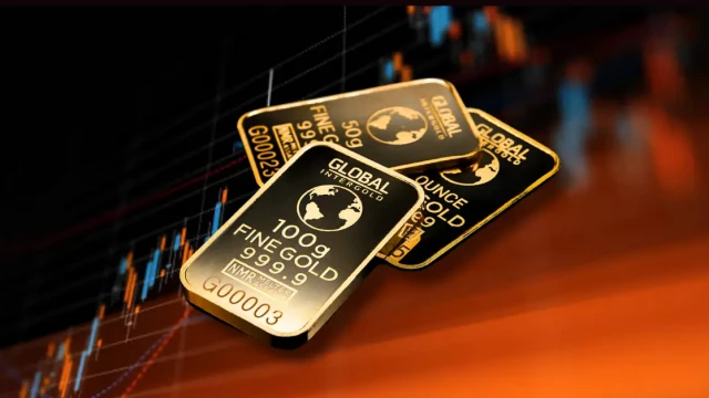 Bitcoin Drops to $68,000 as Gold Posts Worst Week in 40 Years