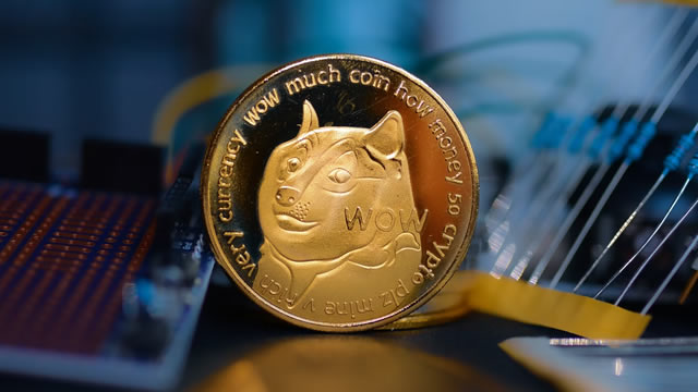 DOGE Jumps 8% to $0.22 as Whale Buying Fuels Bullish Momentum