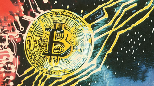 Bitcoin Bull Run At Risk? Binance Whale-To-Exchange Flow Signals Price Correction