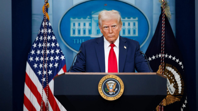 Trump Considers Ending Iran Conflict as Bitcoin Holds Above $67K