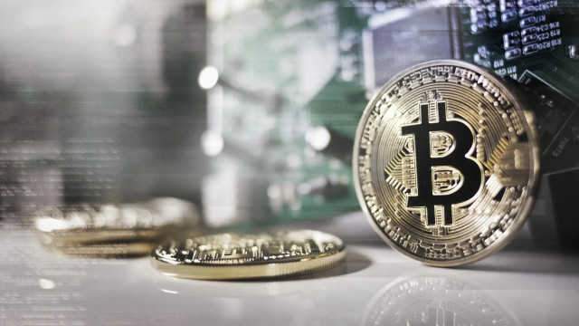 Oil Just Had Its Biggest Month in History and Rate Hike Odds Crossed 50%: Bitcoin Closes Its Worst Quarter Since 2018