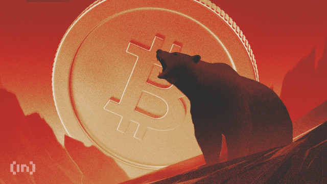 Bitcoin Price Flashes Biggest Warning of 2026: Is a Drop to $56,000 Coming?