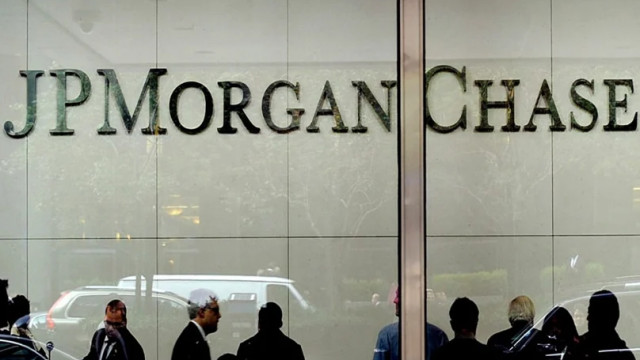 Crypto Backers Say JPMorgan's BTC Product Threatens Strategy