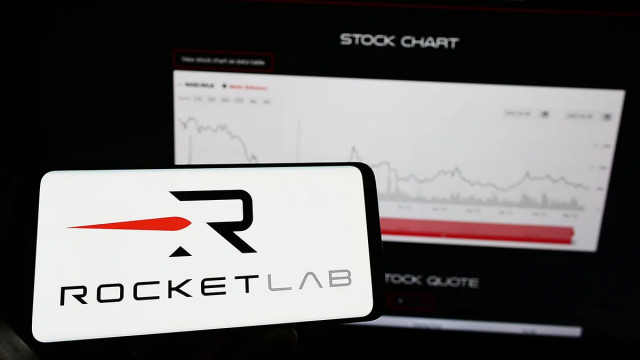 Rocket Lab (RKLB) Stock: SpaceX Valuation Sparks Rally as Neutron Testing Advances