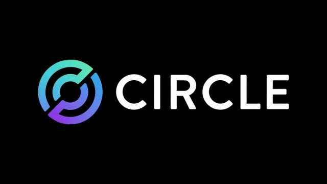Circle (CRCL) Stock Plunges 17.5% Amid Executive Sale and New Stablecoin Rival