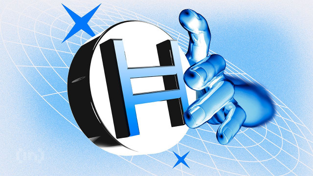 Hedera (HBAR) Eyes Breakdown, But a Surprise Reversal Could Be Brewing