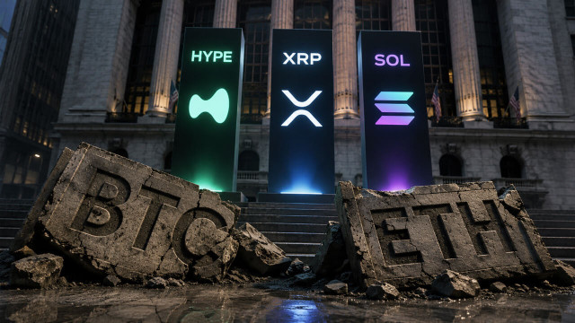 Bitcoin and Ethereum ETF outflows expose rotation into HYPE, XRP and Solana