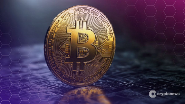 Crypto Traders Turn Cautious, Favor Bitcoin Over Risky Altcoin Bets