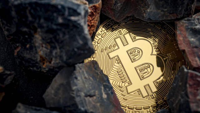 BlackRock Clients Withdraw $202 Million From Bitcoin ETF to Fuel Ethereum