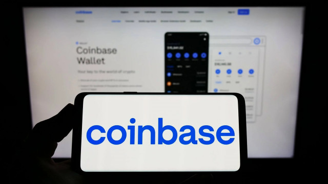 Coinbase Streams Order Book Data Onchain via Chainlink