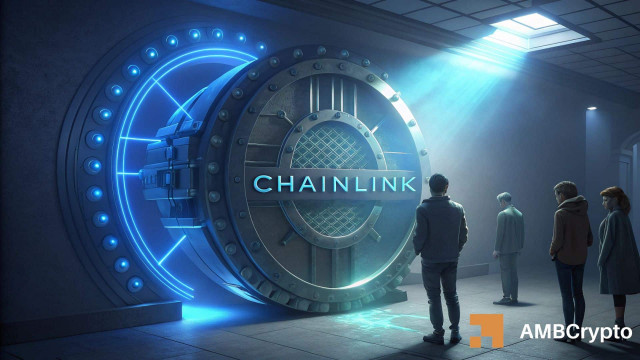 Chainlink stalls: Can LINK reach $12 as whale wallets cross 25K?