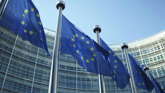 EU regulator warns tokenized stocks may mislead retail investors