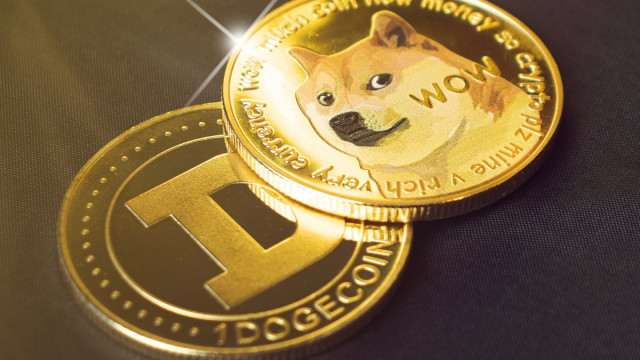 Dogecoin (DOGE) Faces Deep Discount as Elon Musk Reappears on Crypto Timeline