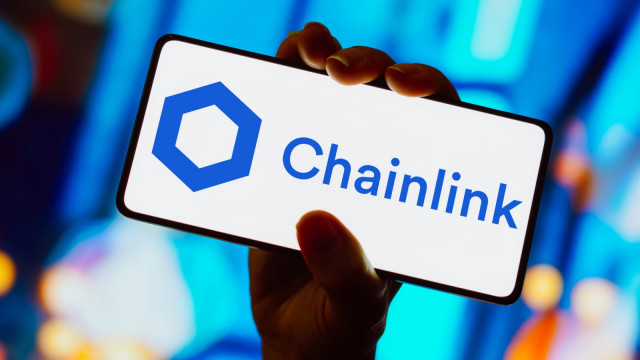 Behind 22% LINK Rally: What Chris Barrett Meant by 'You Can't Spell Chainlink Without AI'