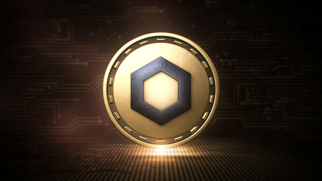 Chainlink (LINK) Surges Past $9 as Whales Accumulate and ETF Demand Grows