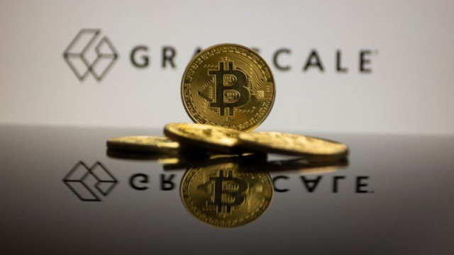 Grayscale's GBTC Leads $227M Bitcoin ETF Weekly Outflow as HYPE Funds Add $28M