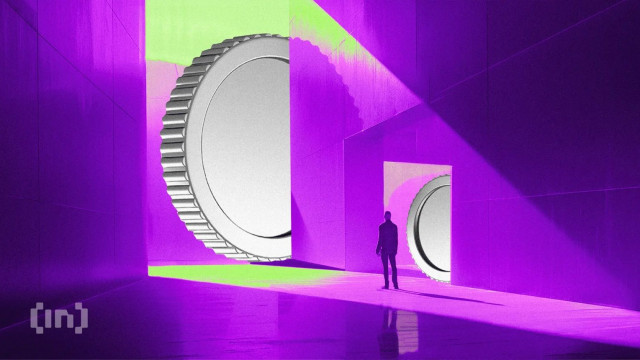 Featured image for article: Altcoins Refuse to Die: 3 Positive Signals Emerge as Market Fear Hits Extreme