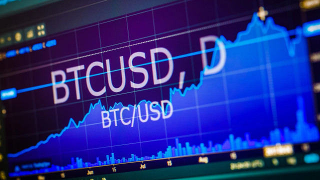 First Time Since 2023: Bitcoin Clears Key Trendline to Trigger Long-Term Bullish Signal