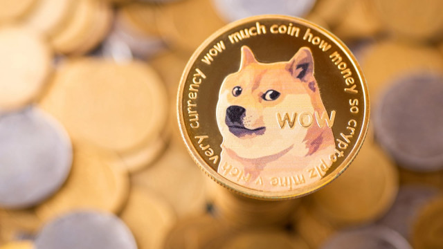 Dogecoin Millionaires Secure 525 Million DOGE to Force Major 200-Day Resistance Breakout in 2026