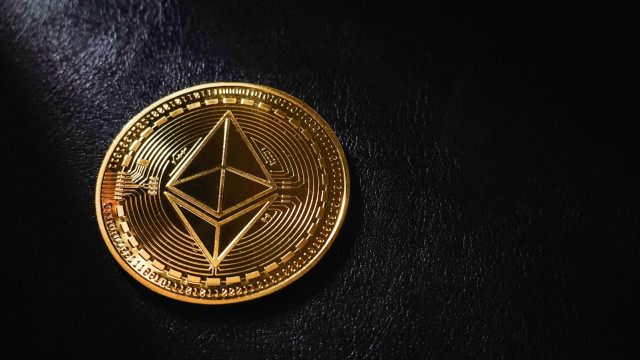 Ethereum (ETH) Price Plunges 50% as Capital Exits Despite Network Usage Soaring to All-Time Highs