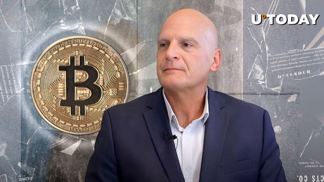 'Just a Matter of Time': Bloomberg Predicts Tether Will Flip Bitcoin
