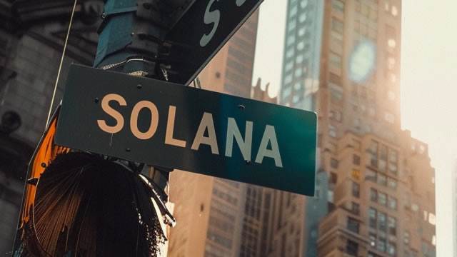 Solana (SOL) Targets Upside Break, Bulls Smell Momentum Shift