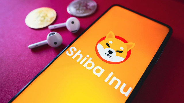 Is Shiba Inu (SHIB) Worth Holding in September? Token's Price History Provides 2 Answers