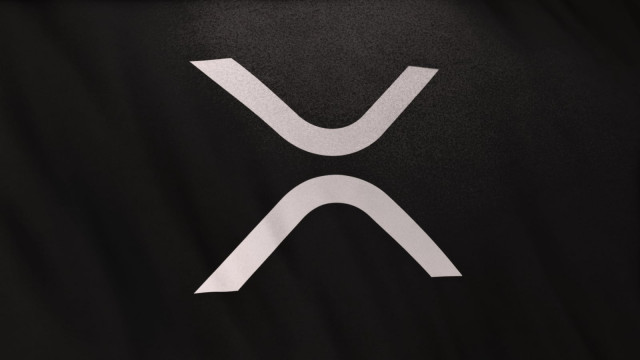 'Highly Risky': ETF Expert Breaks Down BlackRock's Decision to Leave XRP Behind